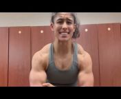 Girls with muscle