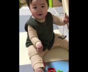 Entertainment Baby Clips