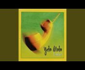 Yelo Molo - Topic