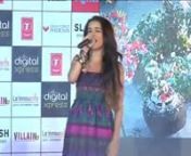 Watch Shraddha Kapoor sing Galliyan live in the concert of her upcoming movie Ek Villain with Sidharth Malhotra releasing on 27th June 2014.nhttp://PakHungama.com