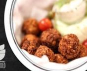 Chef Shantanu Gupte brings you an extremely simple and delicious recipe of Chicken Popcorn. This crispy, crunchy bite-sized chicken balls are very popular and one of the most craved appetizers of all non-veg lovers. These crispy balls can be made easily at home and relished with any sauce or dip of your choice. nnIngredients:nn1 onion finely choppedn250gms chicken mincedn1 tsp barbecue saucen1/2 tsp mustard pastenfew sprigs of thymen2 tsp chopped garlicnsalt &amp; pepper for seasoningn1 eggnAll