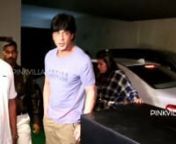Shah Rukh Khan Wears The Most Apt Tee For Udta Punjab Screening from aliabhatt