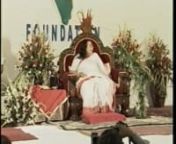 Archive video: H.H.Shri Mataji Nirmala Devi speaking in Hindi at a Sahaja Yoga public program on the occasiona of Nirmal Dharm Bhoomi Devi Puja. Noia, near Delhi, India. (2000-0407)