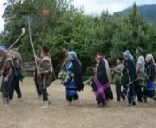 Trailer de Mawizache ñi Zungun, la voz de la gente de las montañas, película que participa de la 15ª Muestra Cine+Video Indígena.nnCine+Video Indígena. https://museo.precolombino.cl/15-muestra-cinevideo-indigena-2021/nnEl Lof Cayun Panicheo ha mantenido una estrecha y profunda relación con su territorio ancestral, la cuenca del Río Puelo, en base a la forma de vida propia mapuche, que ha significado a su vez, la protección y conservación del Itrofillmongen (biodiversidad). Sin embargo,