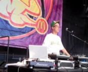 Asher Roth performed at KUBE 93&#39;s Summer Jam in Seattle in front of almost 15,000 people at White River Amphitheater on 7-25-09.After being introduced by DJ Hyphen and J. Moore from Sunday Night Sound Session, Asher, Brain, and Wreckineyez performed songs off