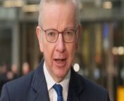 Michael Gove says he &#39;doesn&#39;t have that kind of money&#39; when asked to bet £1000 on Rwanda flights taking offSource: Sky News