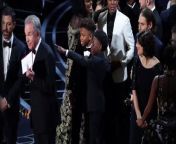 The bizarre mix-up that capped off the Academy Awards was one for the ages. Warren Beatty and Faye Dunaway announced &#92;