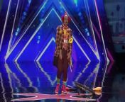 A wild, tattooed clown scares Simon Cowell (and the audience) with his hip-hop act.
