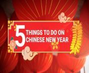 Happy Lunar New Year from the GT team! It’s the most important festival for many folks in the Chinese community. Here are five Chinese customs the occasion is all about!&#60;br/&#62;&#60;br/&#62;0:00 Give or receive red packets&#60;br/&#62;4:19 Enjoy festive food&#60;br/&#62;5:50 Toasting like a Chinese&#60;br/&#62;8:44 What to decorate with&#60;br/&#62;&#60;br/&#62;As you know, Goldthread&#39;s been publishing videos every week for the past four years. We really hope you&#39;ve enjoyed our content and thanks to all of you who&#39;ve followed us on our many adventure on-screen. Donations from you guys will go a long way to help us continue to invest time and effort to keep producing the high-quality videos you love. Please consider making a contribution to Goldthread via the “Thanks” button above! Thank you in advance❤️! &#60;br/&#62;&#60;br/&#62;Don’t miss our stories, what’s buzzing around the web, and bonus material. Sign up for the GT NEWSLETTER: http://gt4.life/YTnewsletter&#60;br/&#62; &#60;br/&#62;If you liked this video, we have more stories about Lunar New Year:&#60;br/&#62;&#60;br/&#62;&#60;br/&#62;The 8 Essential Dishes of Chinese New Year&#60;br/&#62;https://youtu.be/bwEq46o-Z9I&#60;br/&#62;&#60;br/&#62;Why People Are Tossing Their Food During Chinese New Year&#60;br/&#62;https://youtu.be/QP04BJDX29k&#60;br/&#62;&#60;br/&#62;Follow us on Instagram for behind-the-scenes moments: http://instagram.com/goldthread2 &#60;br/&#62;Stay updated on Twitter: http://twitter.com/goldthread2 &#60;br/&#62;Join the conversation on Facebook: http://facebook.com/goldthread2 &#60;br/&#62;Have story ideas? Send them to us at hello@goldthread2.com&#60;br/&#62;&#60;br/&#62;&#60;br/&#62;Producer: Angie Hon&#60;br/&#62;Videographer: Angie Hon, Yoyo Chow, Edmond Ng&#60;br/&#62;Editor: Victor Peña&#60;br/&#62;Animation: Victor Peña&#60;br/&#62;Mastering: Victor Peña&#60;br/&#62;&#60;br/&#62;#festival #lunarnewyear #china&#60;br/&#62;