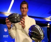 5 Greatest Players in , Super Bowl History.&#60;br/&#62;As Super Bowl LV is scheduled for Feb. 7 between the Kansas City Chiefs and the Tampa Bay Buccaneers.&#60;br/&#62;here&#39;s a look back at the five best players in the 55-year history of the championship game.&#60;br/&#62;1. Tom Brady: , QB, Tampa Bay Buccaneers&#60;br/&#62;6 titles, 4 Super Bowl MVPs.&#60;br/&#62;2. Joe Montana: , QB, San Francisco 49ers&#60;br/&#62;4 titles, 3 Super Bowl MVPs.&#60;br/&#62;3. Jerry Rice:, WR, San Francisco 49ers, Oakland Raiders&#60;br/&#62;3 titles, Super Bowl XXIII MVP.&#60;br/&#62;4. Terry Bradshaw: , QB, Pittsburgh Steelers&#60;br/&#62;4 titles, 2 Super Bowl MVPs.&#60;br/&#62;5. Charles Haley: , OLB/DE, San Francisco 49ers, &#60;br/&#62;Dallas Cowboys &#60;br/&#62;5 titles