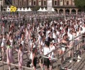 In Mexico City, a massive collective ballet class, the first of its kind, was held in the main square on Sunday, March 17th. Hundreds of people, of all ages, some in tutus and ballet slippers, others in everyday clothing practiced their plies and cambres in unison. Yair Ben-Dor has more.