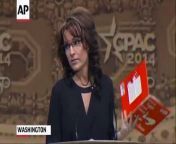 Sarah Palin took a page from the &#39;playbook&#39; of Tea Party favorite Texas Sen. Ted Cruz as she made up her own rhymes reading &#92;