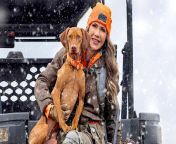 Welcome to Fan Reviews News. In South Dakota, Governor Kristi Noem is facing criticism for her recent attempt to spin the story surrounding the killing of her own dog. Noem had previously stated that she &#92;