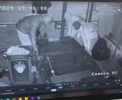 Three thieves struggle with stealing a boat for about 45 seconds. Video: Sleaford Town Council